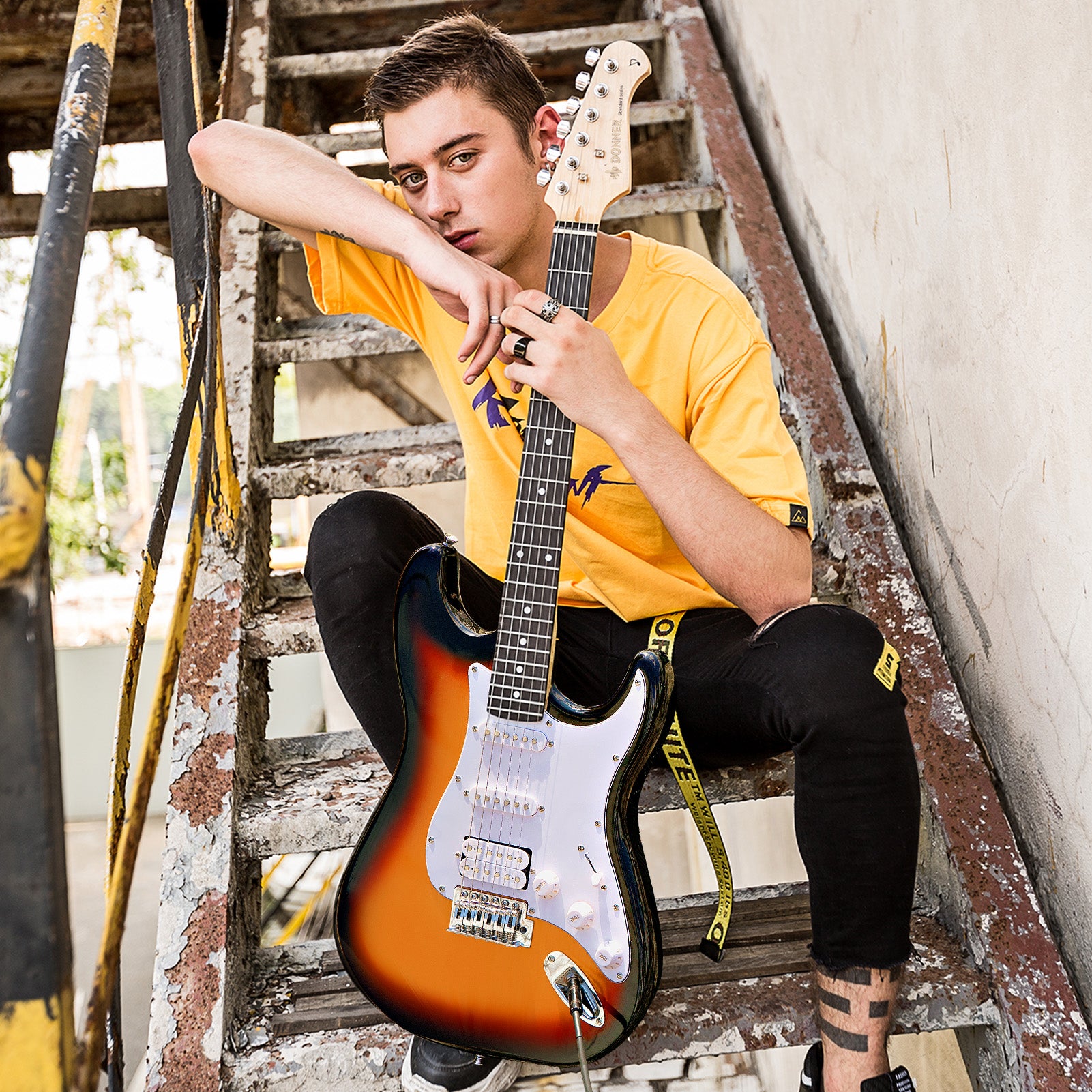 donner-dst-100-full-size-electric-guitar-kit-with-amplifier-39-inch-solid-body-hss-pickup-beginner-set