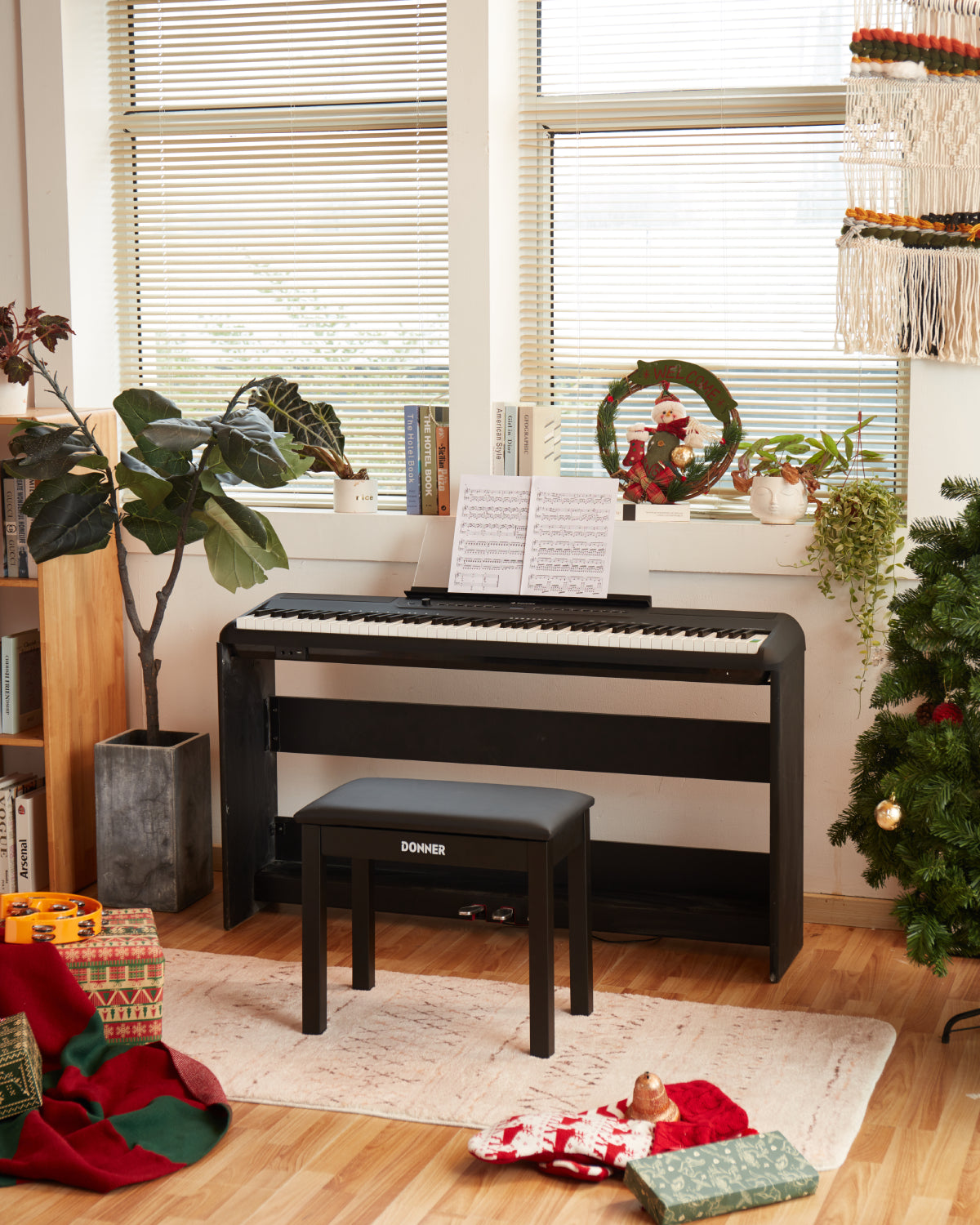 Donner SE-1 Professional 88 Weighted Key Graded Hammer Action Console Digital Piano